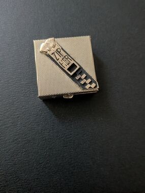 Vintage 1950s "Zip Her" Dress Zipper Assistant Compact & Chain